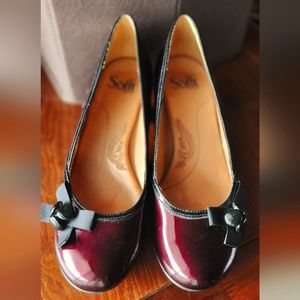 Sofft Brand Burgandy Patent Leather Women's Shoes, Size 8.5